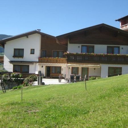 Gaesteheim Lederle Йерценс Экстерьер фото